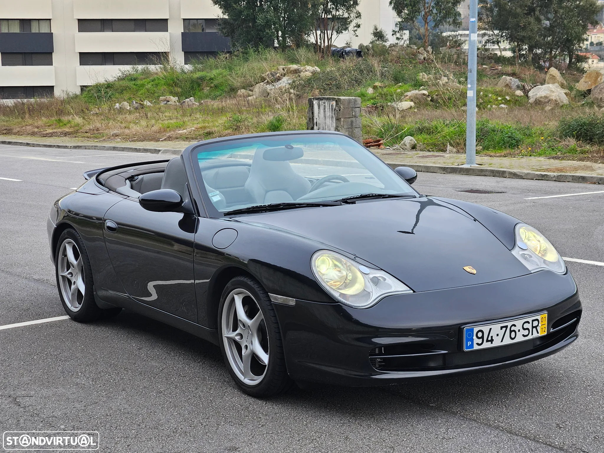 Porsche 911 (996) Carrera 4 - 34