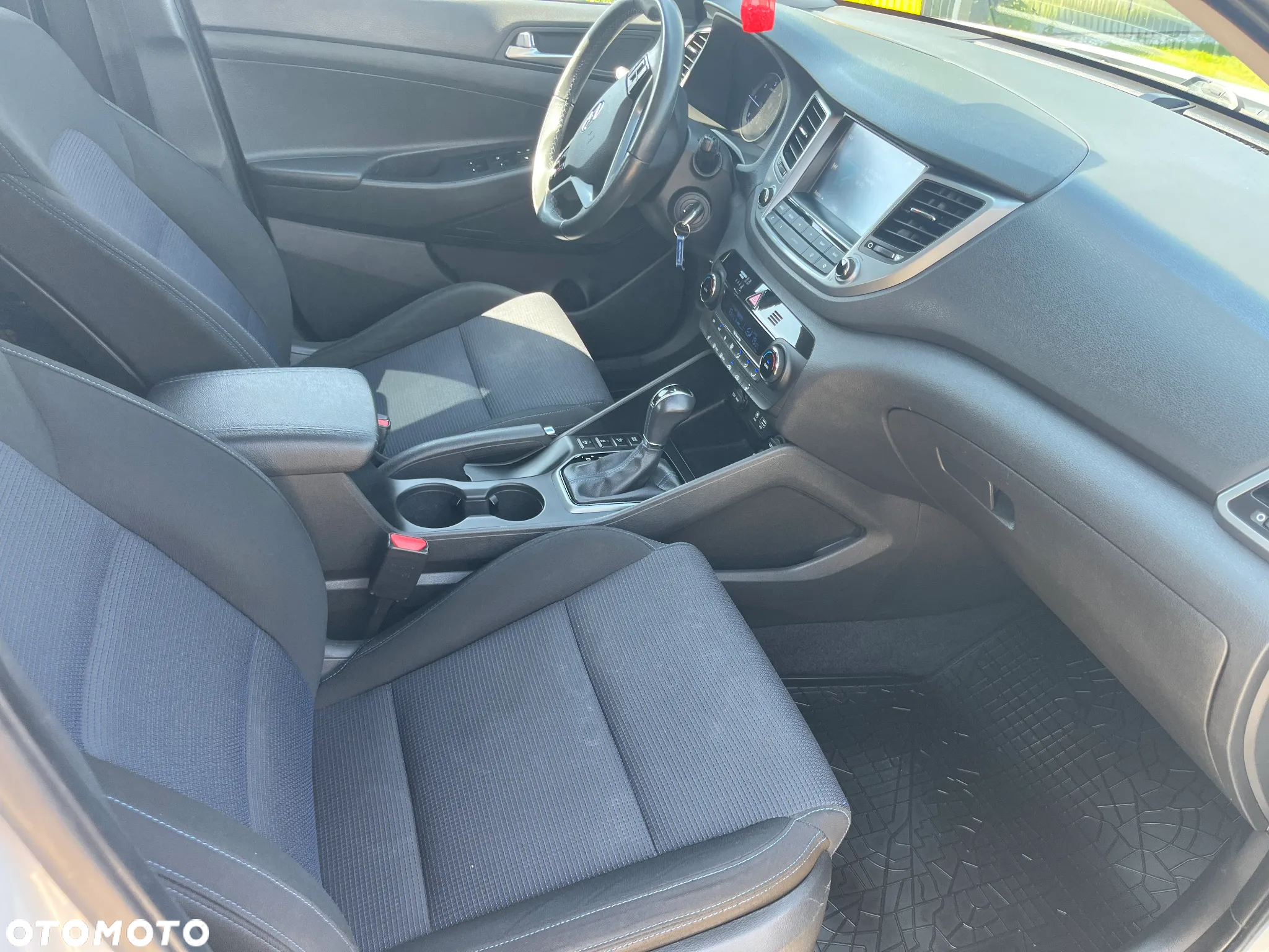 Hyundai Tucson 1.7 CRDI BlueDrive Classic 2WD DCT - 9