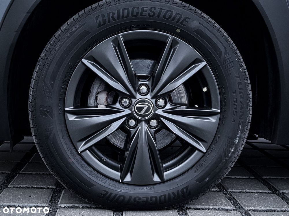 Lexus UX 250h Executive Line - 35