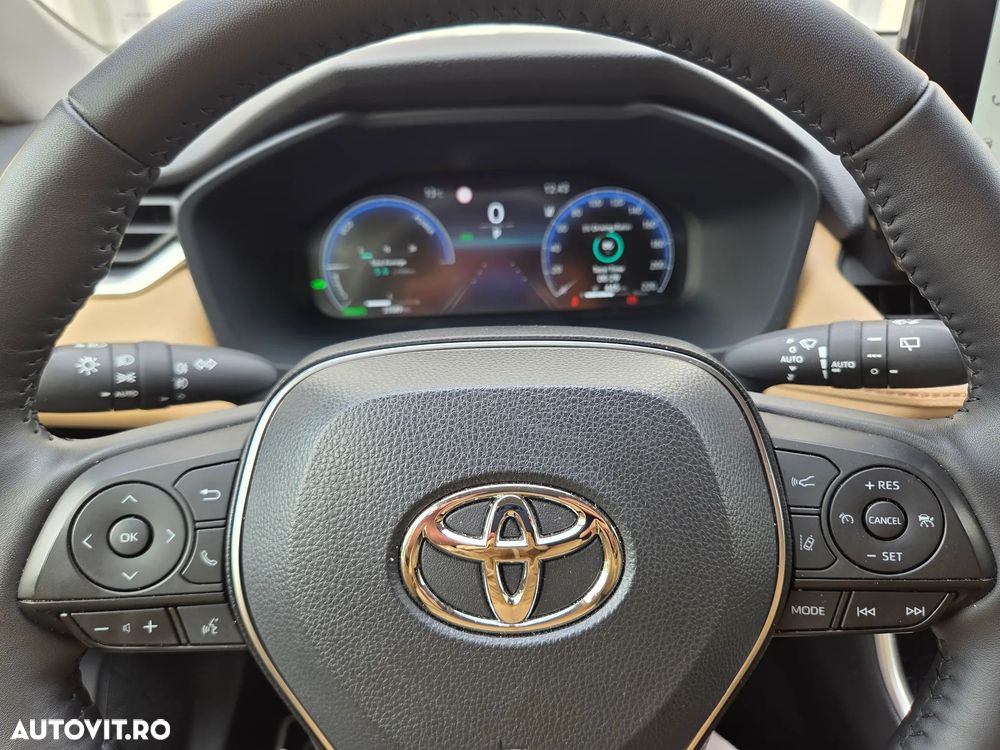 Toyota RAV4 - 26