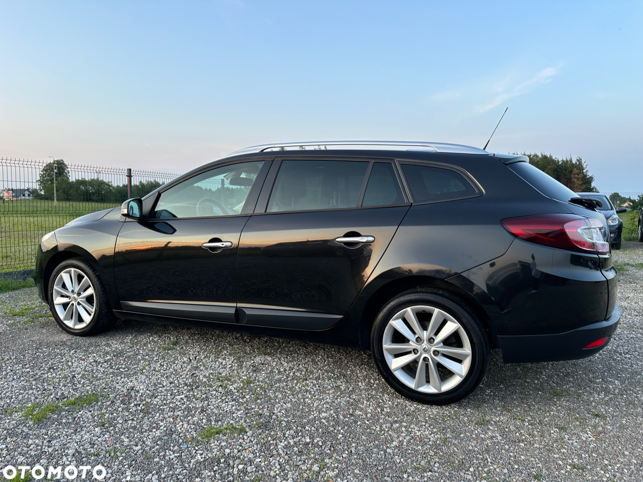 Renault Megane Grandtour TCe 180 Luxe - 18