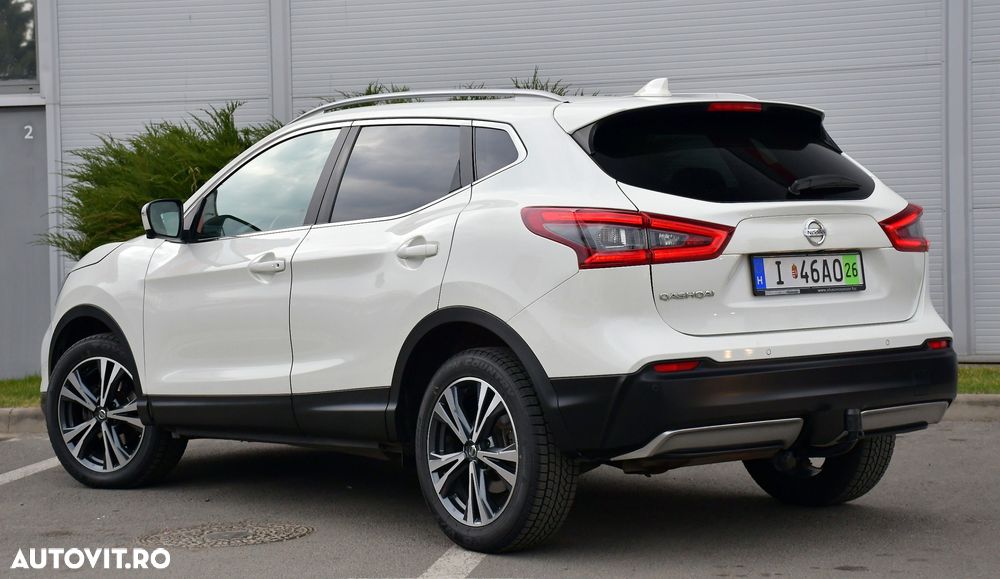 Nissan Qashqai 1.6 DCI Xtronic N-Connecta - 5