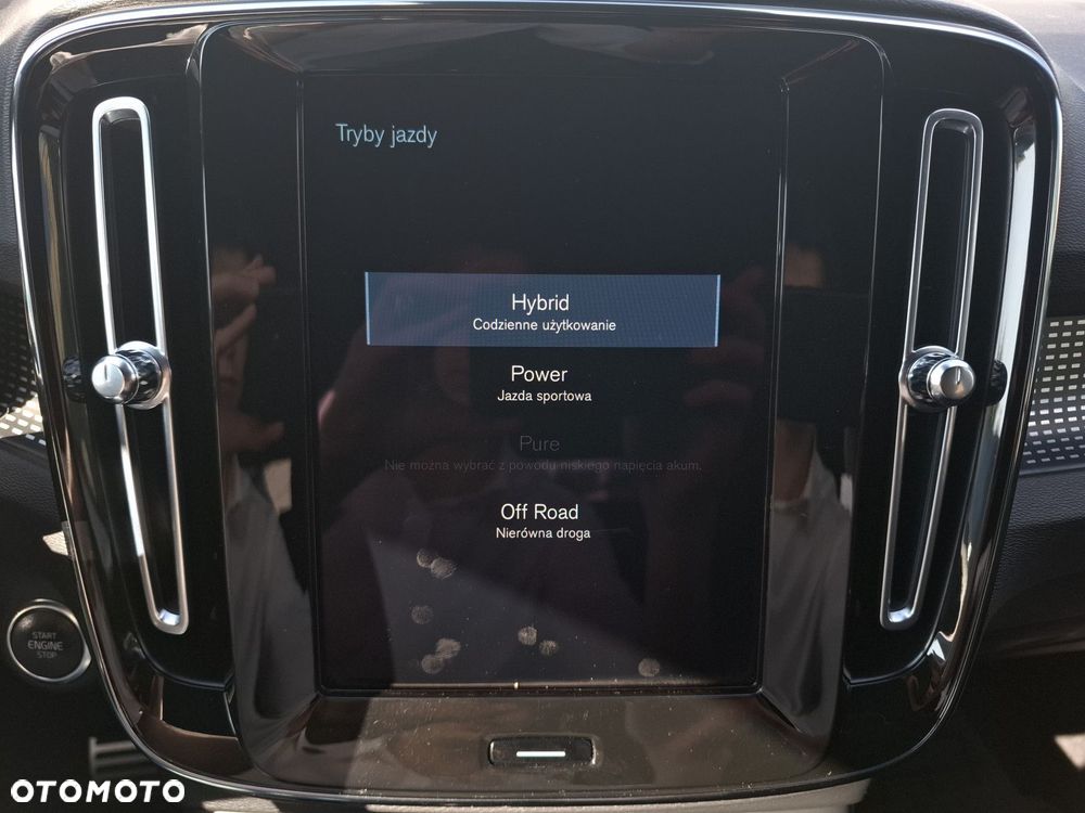 Volvo XC 40 - 28