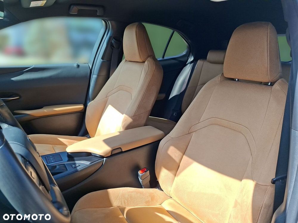 Lexus UX 250h GPF Business 2WD - 10