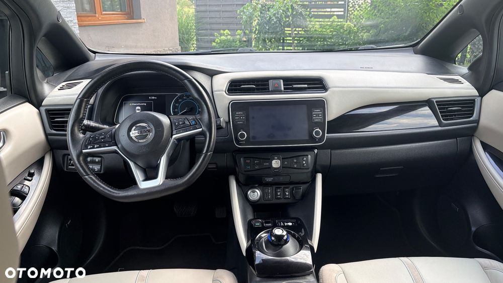 Nissan Leaf 62 kWh e+ N-Connecta - 14