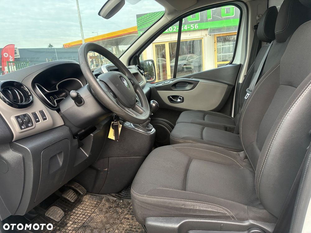 Renault TRAFIC - 9