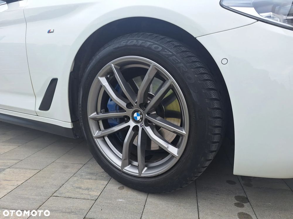 BMW Seria 5 530i xDrive M Sport sport - 4