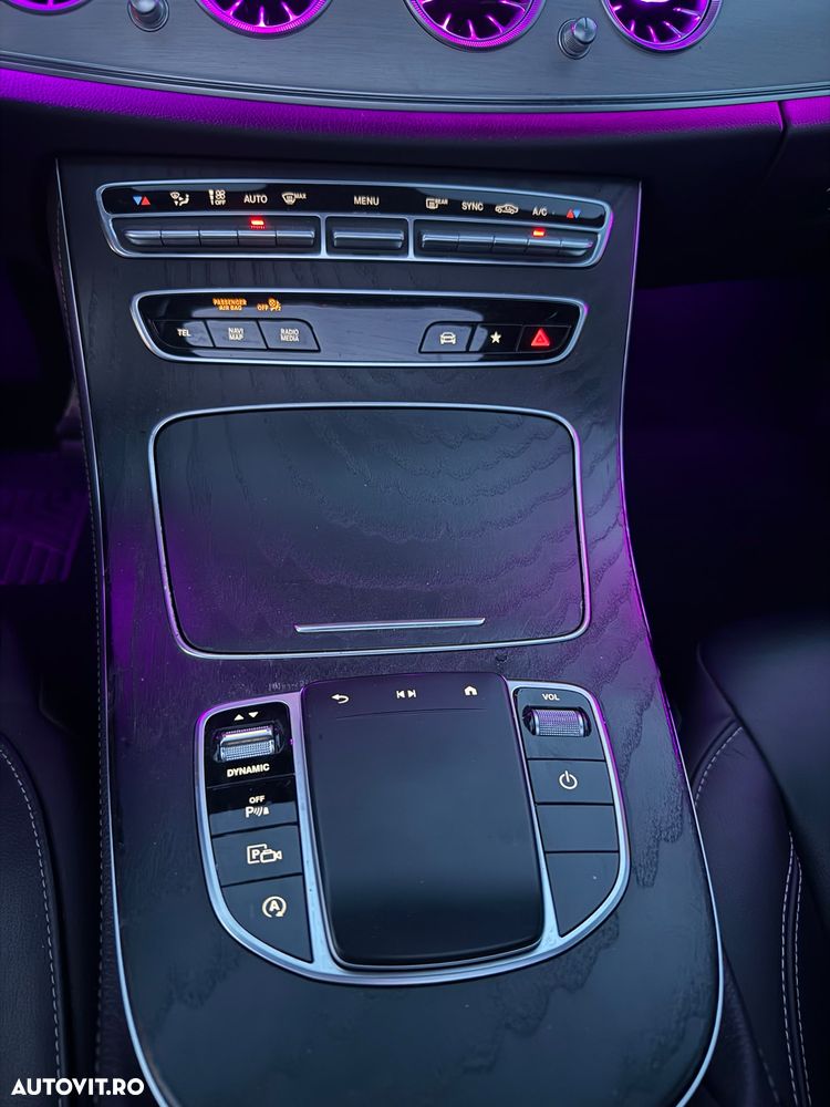 Mercedes-Benz E 220 d MHEV 4MATIC Aut. - 2