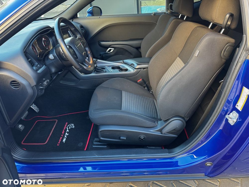 Dodge Challenger 5.7 R/T - 21