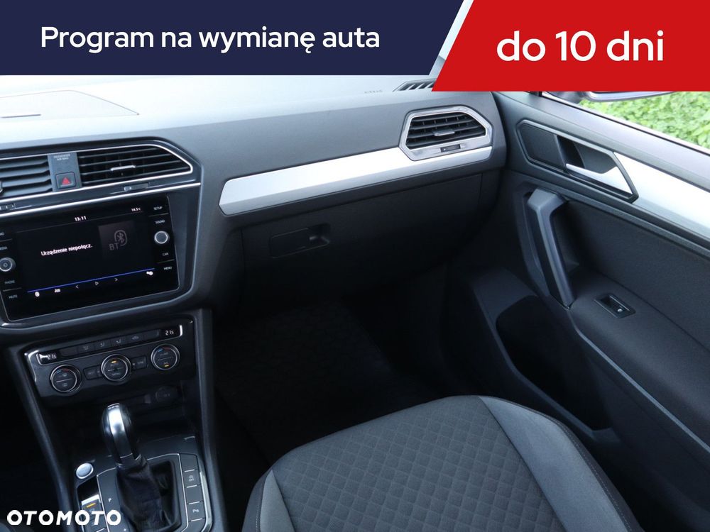 Volkswagen Tiguan - 10