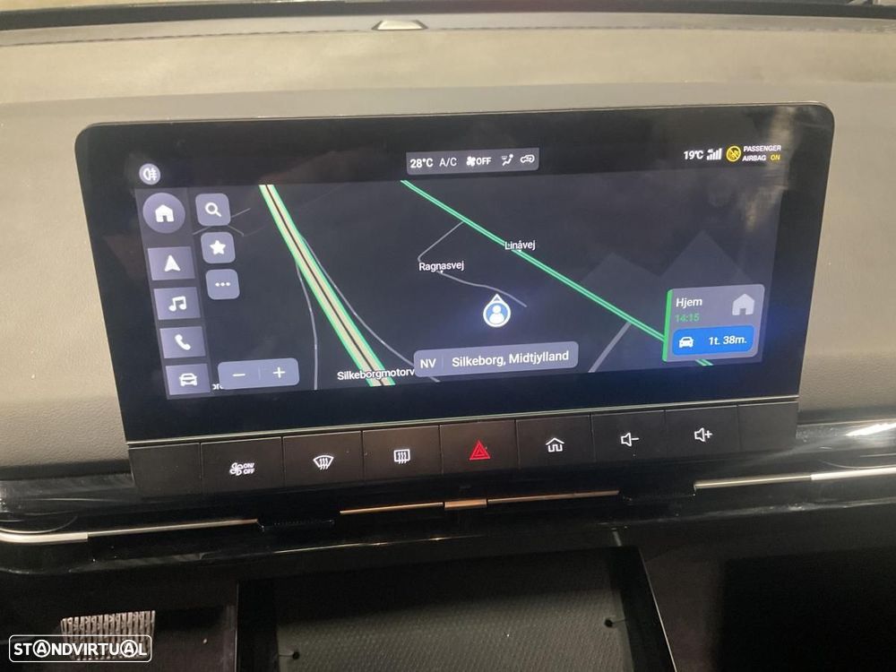 MG MG4 64 kWh Luxury - 3