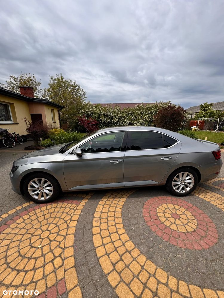 Skoda Superb 1.5 TSI ACT Active DSG - 2