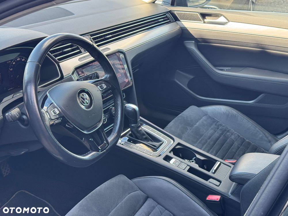 Volkswagen Passat 2.0 TDI SCR (BlueMotion Tech) 4Mot DSG Comfortline - 8