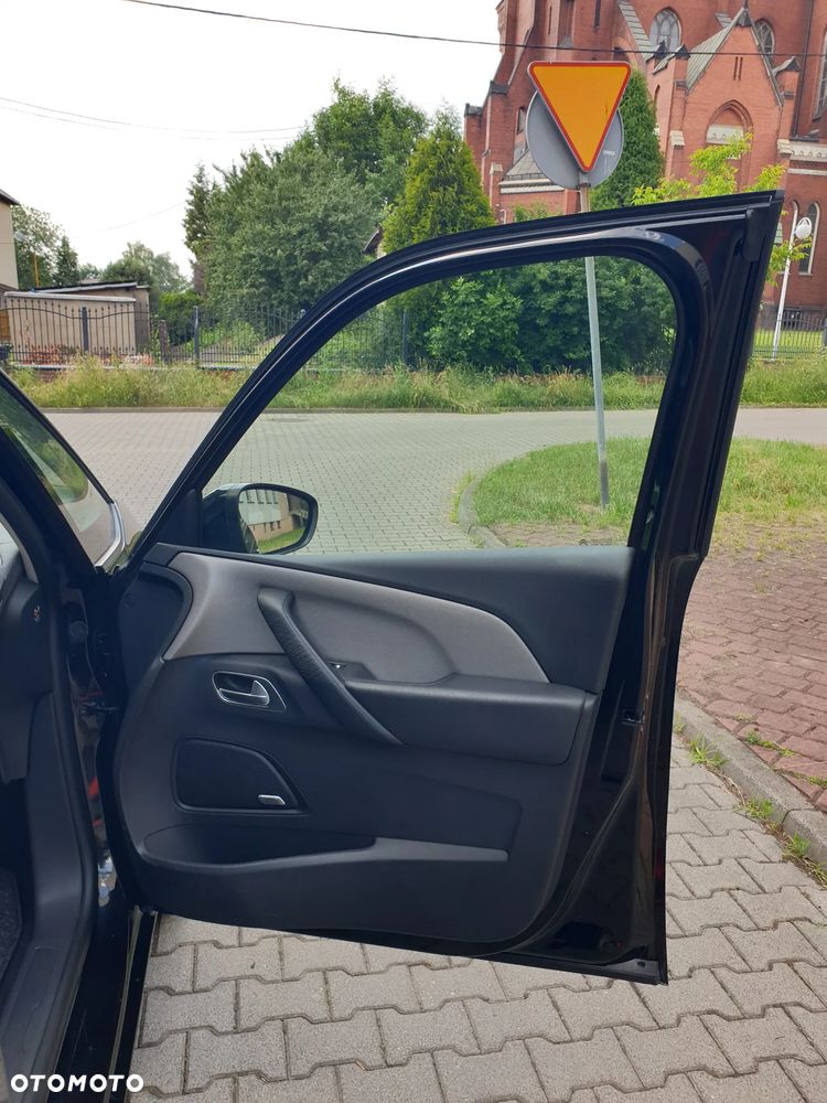 Citroën C4 Grand Picasso 2.0 HDi FAP (7-Sitzer) Exclusive - 30
