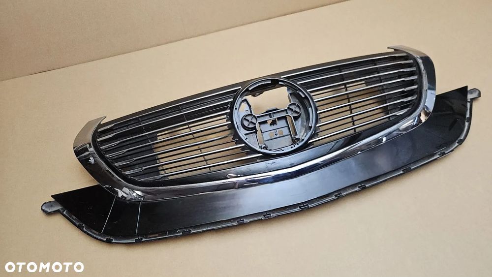 Grill atrapa chrom na kamerę Mercedes EQC N293 19- A2938881800 - 2