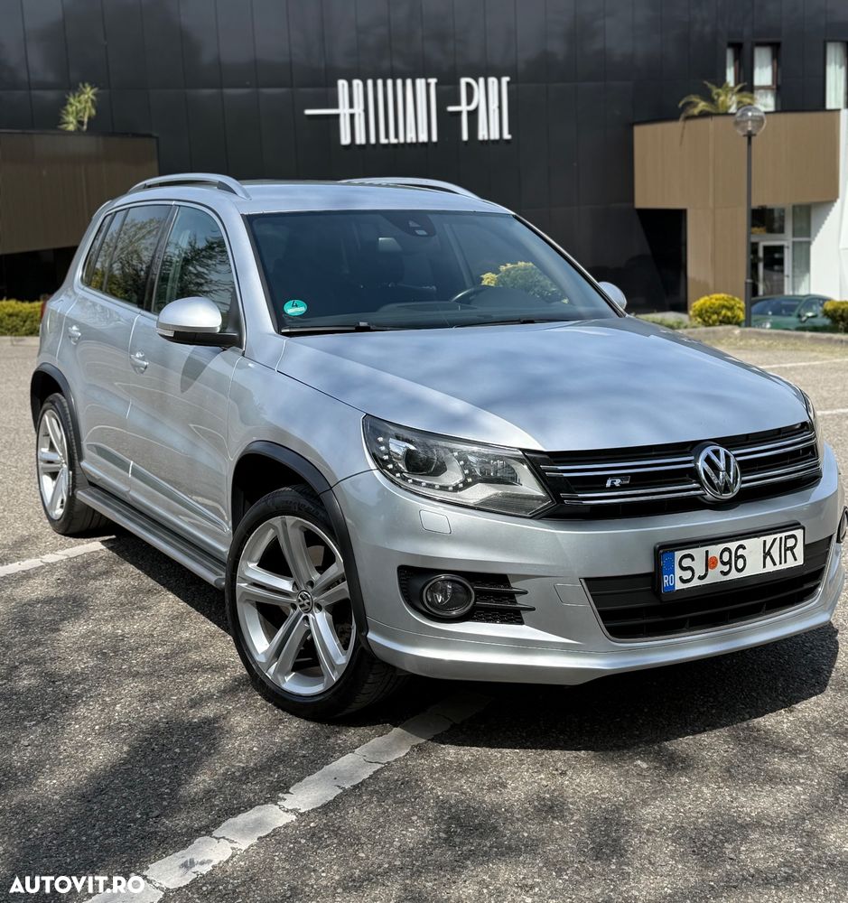 VOLKSWAGEN Tiguan