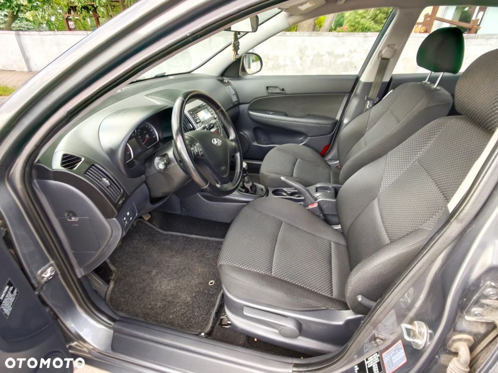 Hyundai i30 1.6 CRDi Classic EU5 - 24