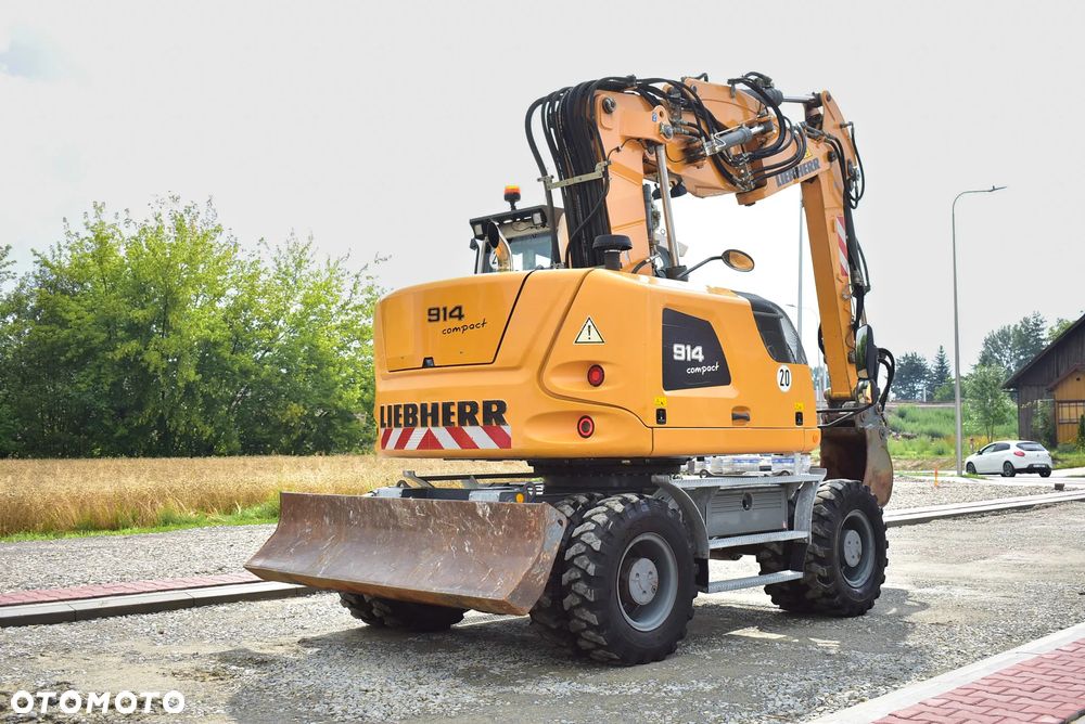 Liebherr A 914 Compact /16.5T. / Ramię 3x łamane/ Bez AdBlue/ Kamera/ Sprowadzona z Niemiec/ Stan wzorowy ! - 4