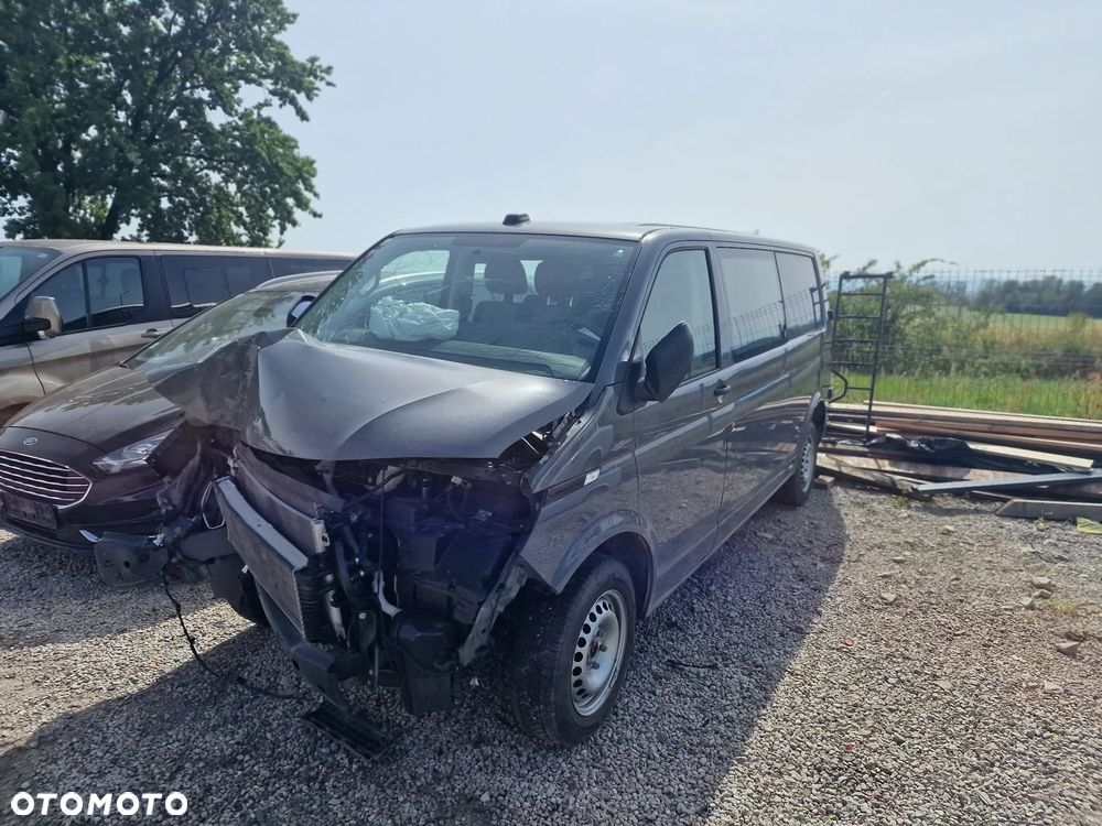 Volkswagen Transporter - 4