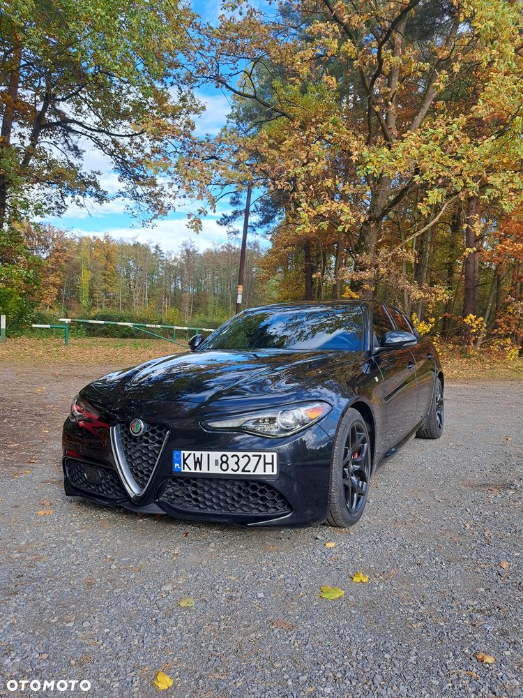 Alfa Romeo Giulia 2.0 Turbo 16V AT8 Veloce Ti - 9