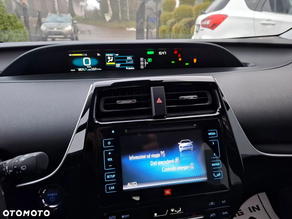 Toyota Prius 1.8 Hybrid Prestige - 17