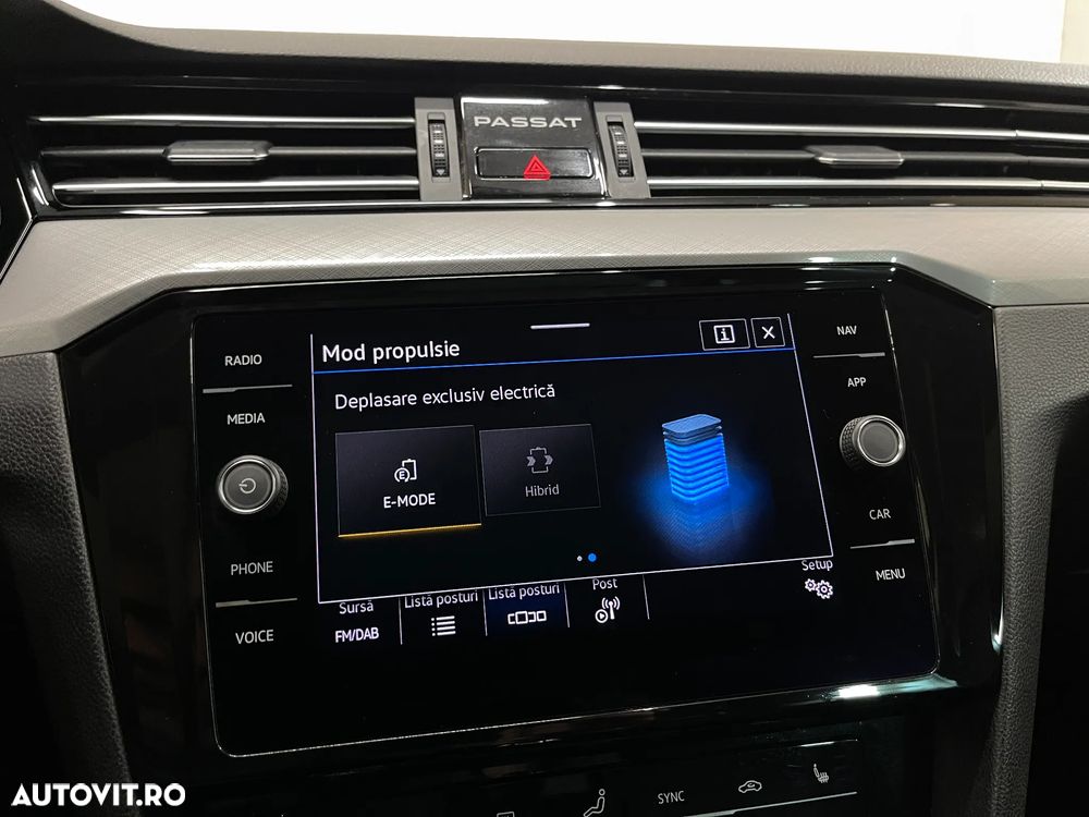 Volkswagen Passat 1.4 TSI DSG GTE - 23