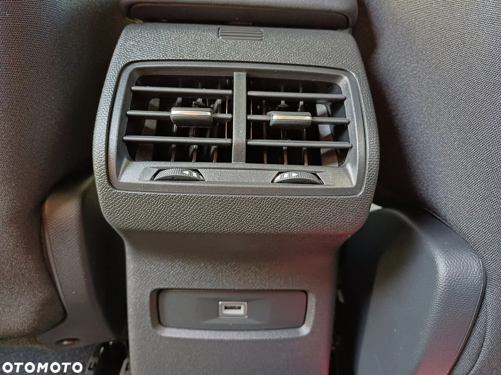 Citroën C4 1.2 mHEV Collection eDCT6 - 26