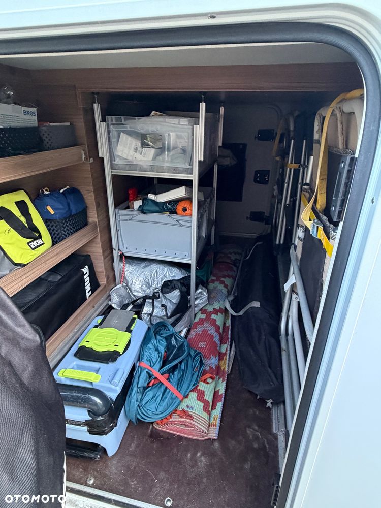 KNAUS Live Wave 700 MEG - 12