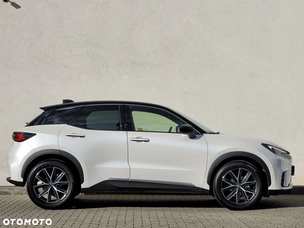 Lexus LBX 1.5 Hybrid Emotion - 10