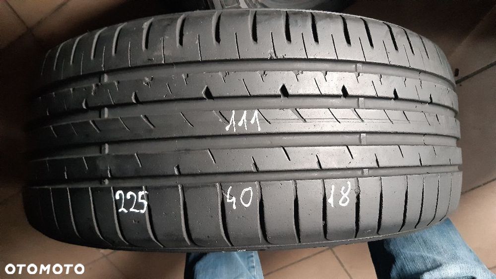 Goodyear 225/40/18 nr 111