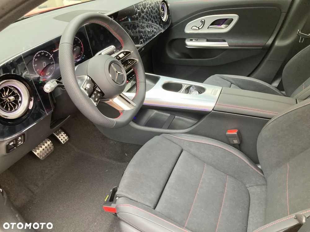 Mercedes-Benz CLA - 6