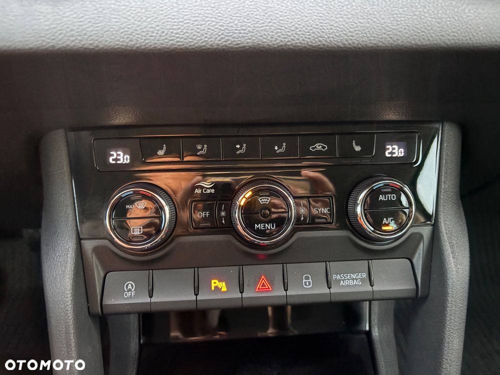 Skoda Karoq 2.0 TDI 4x4 DSG Tour - 25