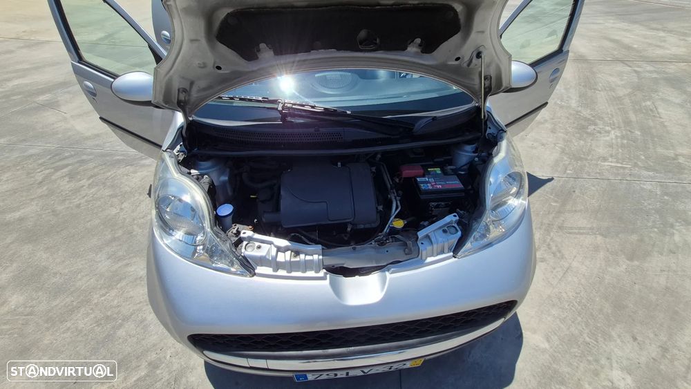 Peugeot 107 1.0 Black&Silver - 17