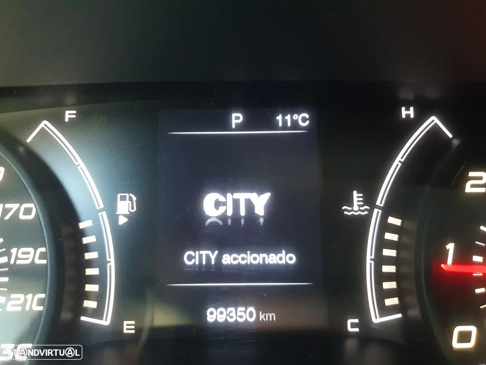 Fiat Tipo Station Wagon 1.6 M-Jet Lounge Tech J17 DCT - 9