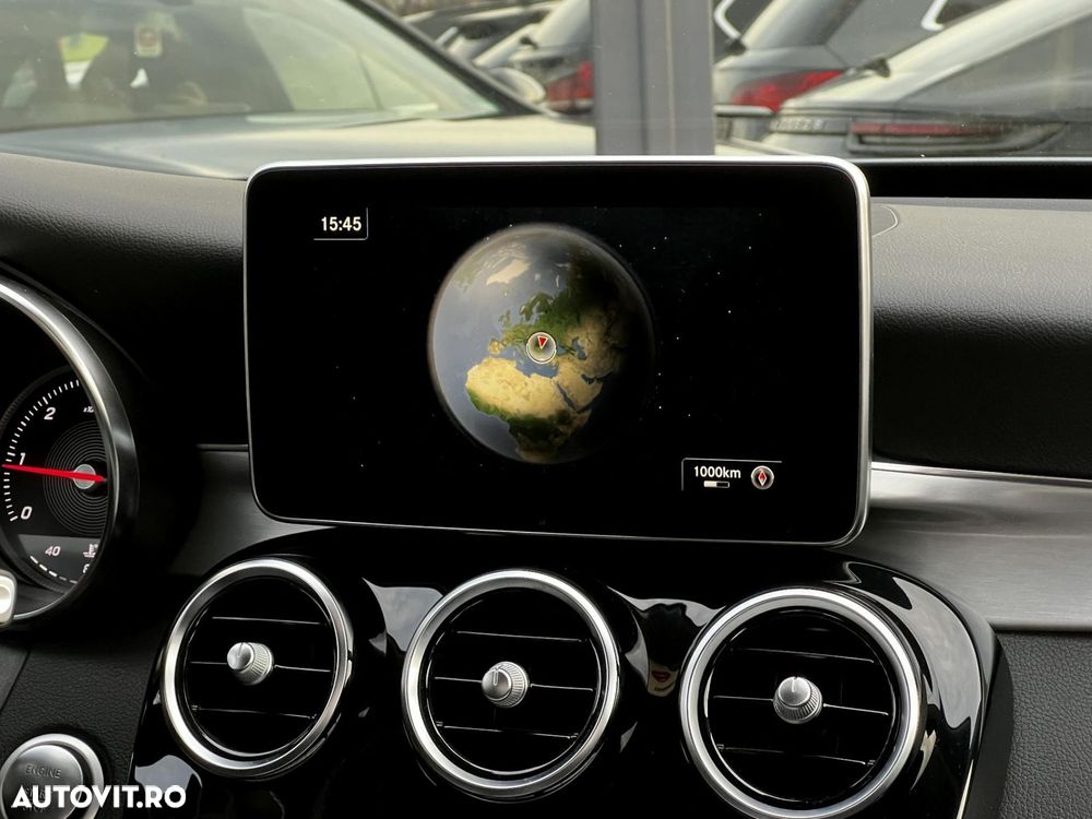 Mercedes-Benz C - 11