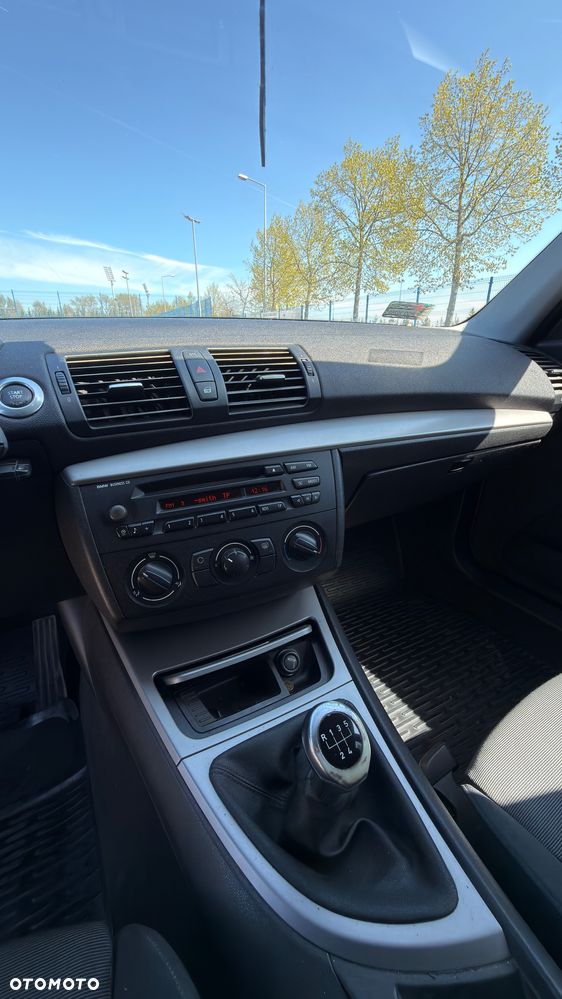 BMW Seria 1 116i - 12