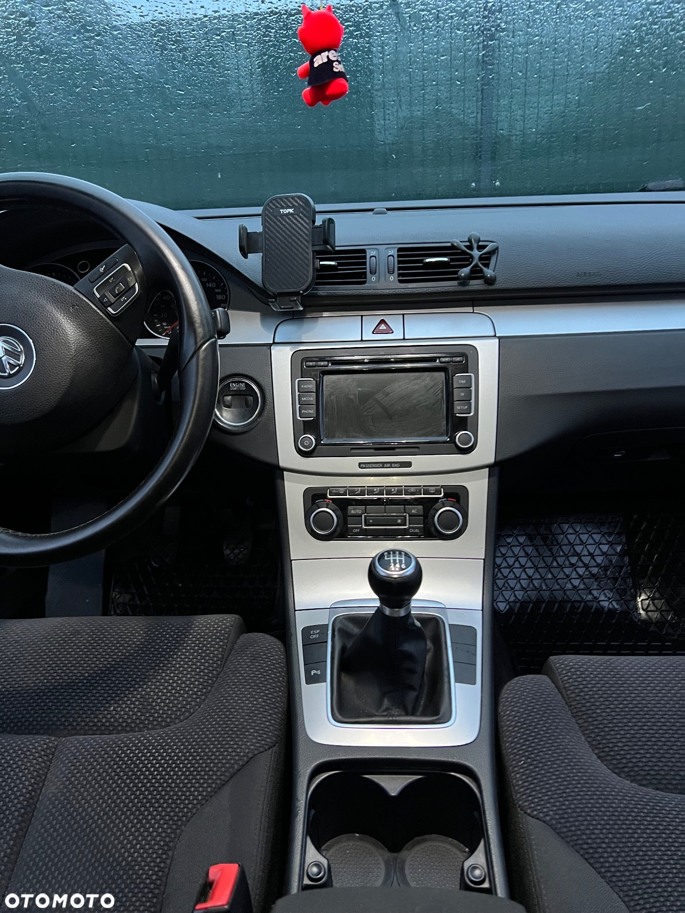 Volkswagen Passat 2.0 TDI Comfortline R-Style - 19