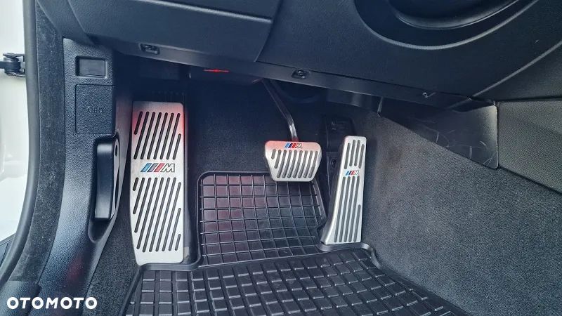 BMW Seria 3 - 23