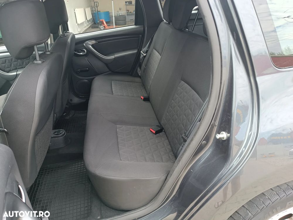 Dacia Duster dCi 110 FAP 4x4 Laureate - 11