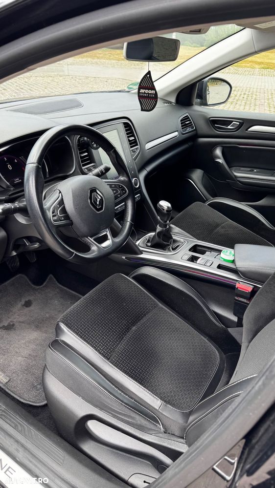 Renault Megane ENERGY dCi 130 Start & Stop Dynamique - 13