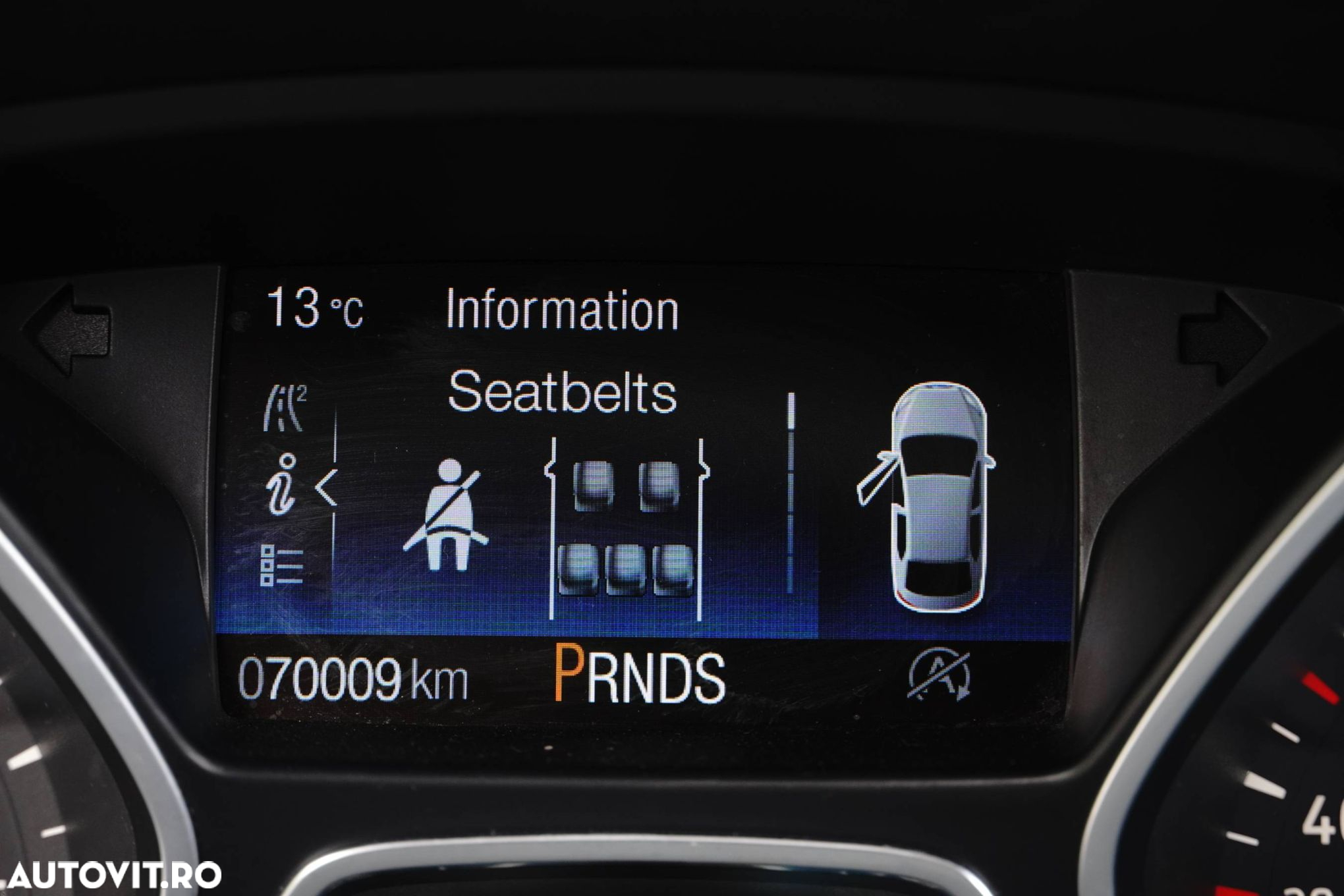 Ford Kuga - 36