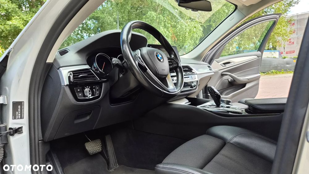 BMW Seria 5 520d Efficient Dynamics Edition Sport Line - 11