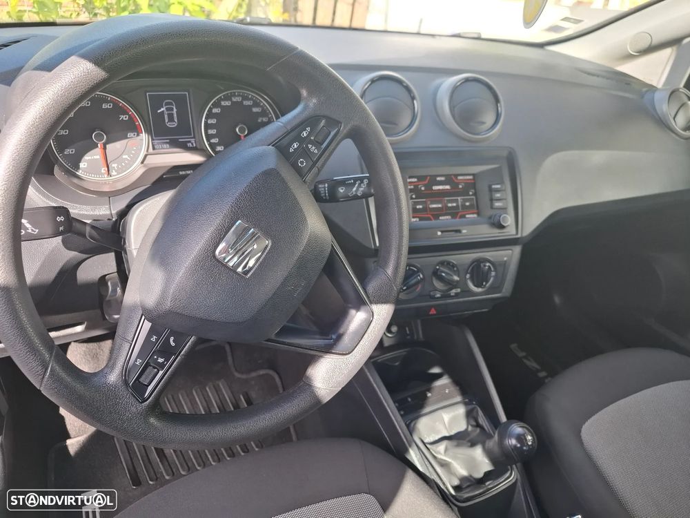 SEAT Ibiza 1.0 Reference - 11