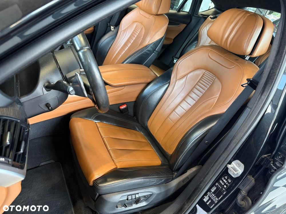 BMW X6 - 22