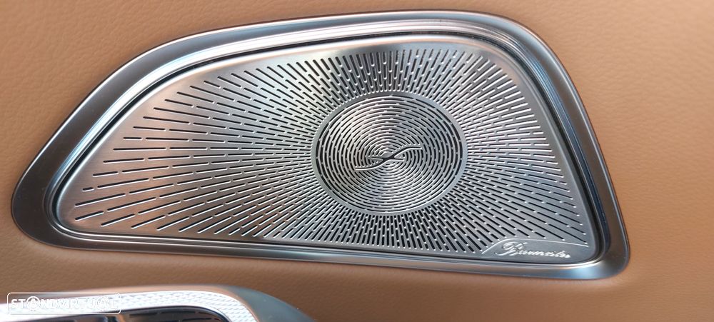 Mercedes-Benz E 300 e AMG Line - 18