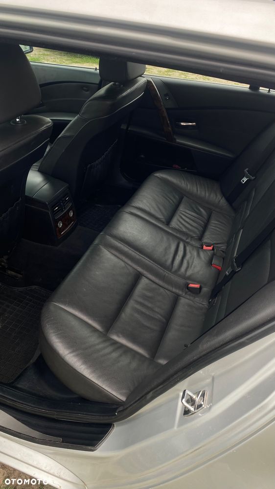 BMW Seria 5 - 12