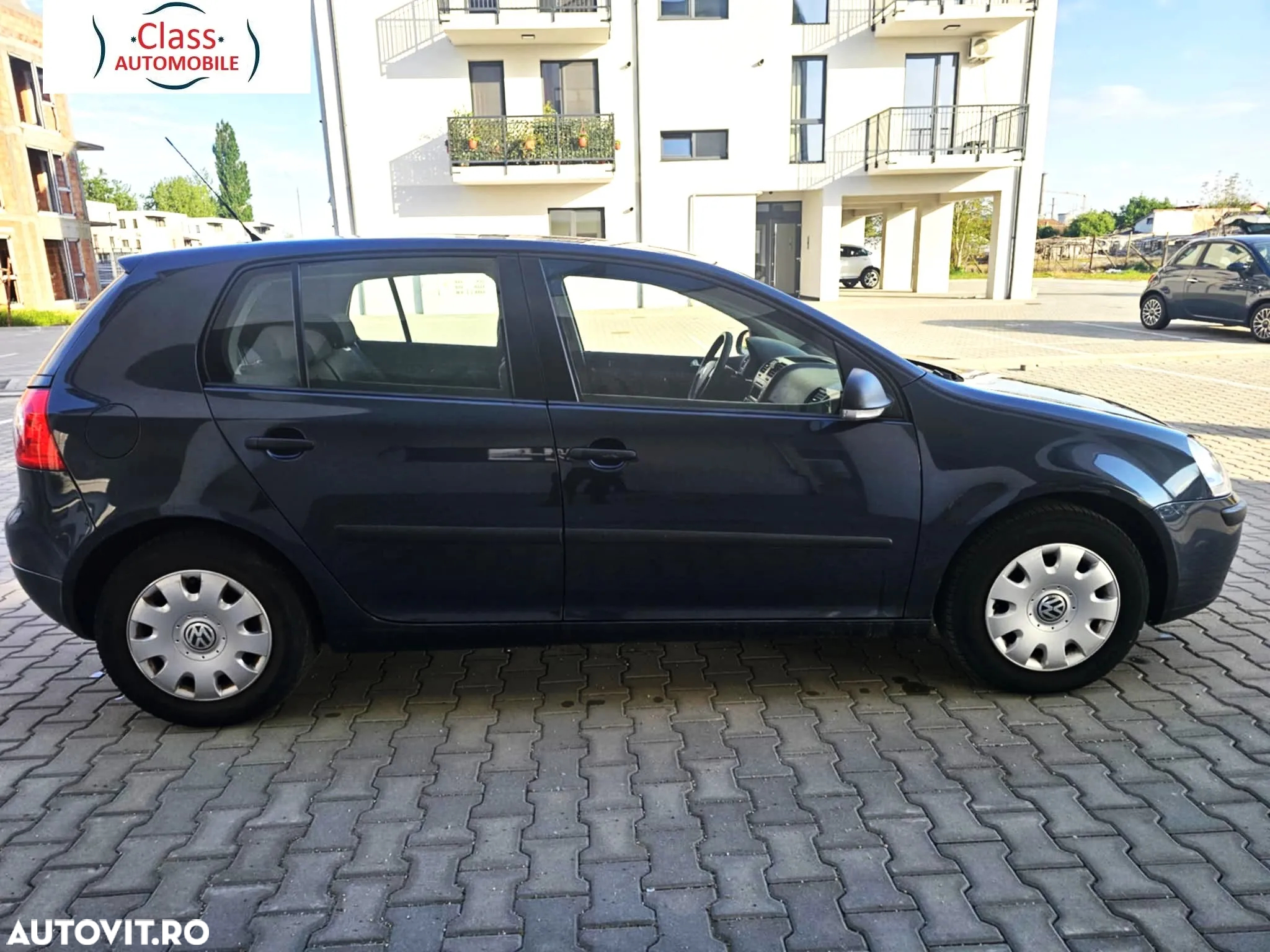 Volkswagen Golf 1.9 TDI DPF Comfortline - 6