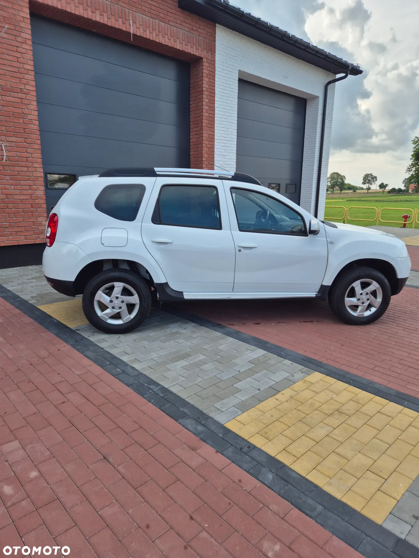 Dacia Duster 1.6 16V 4x2 Destination - 8