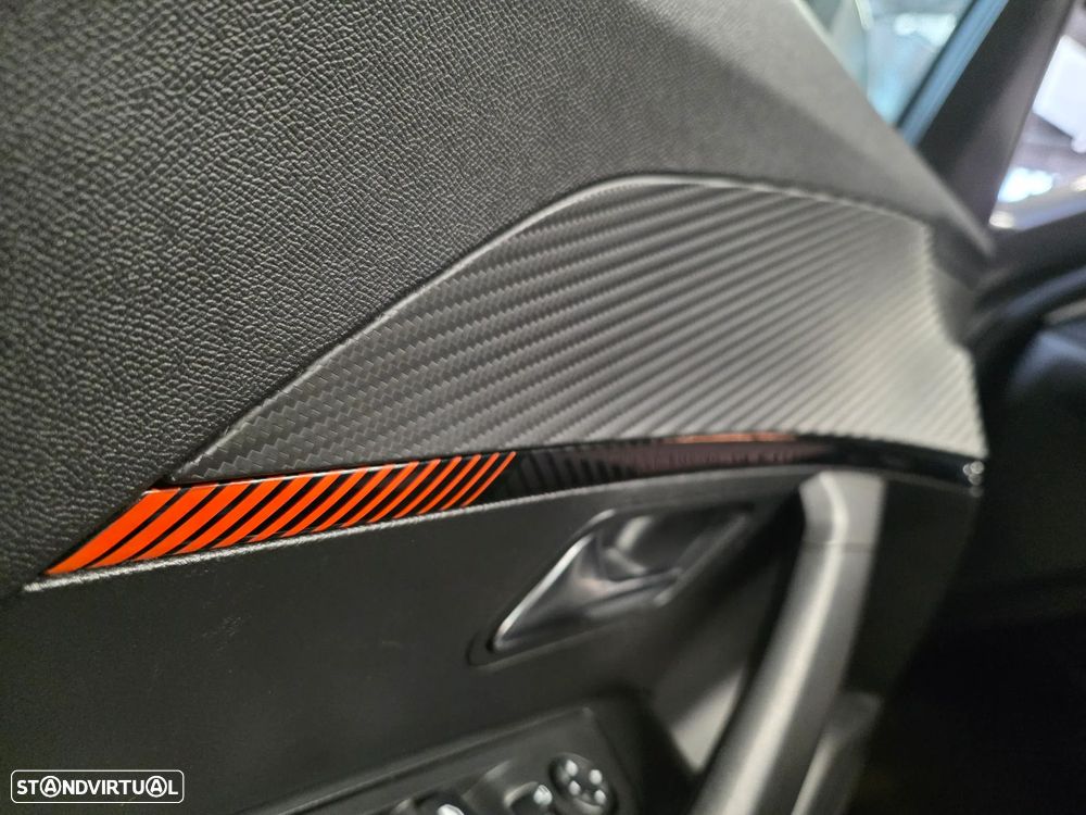 Peugeot 2008 BlueHDi 110 Active Pack - 18