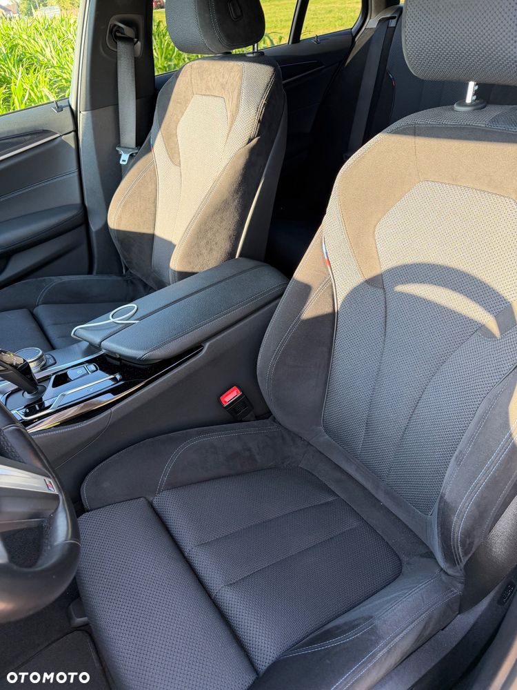 BMW Seria 5 520d xDrive mHEV M Sport sport - 8